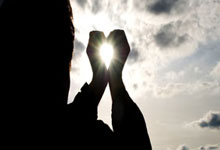 超级联赛高潮迭起，球员们迎来激烈对抗